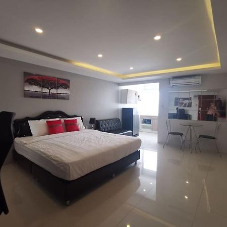 Luxury Beach Studio 9B Apartamento Pattaya Exterior foto