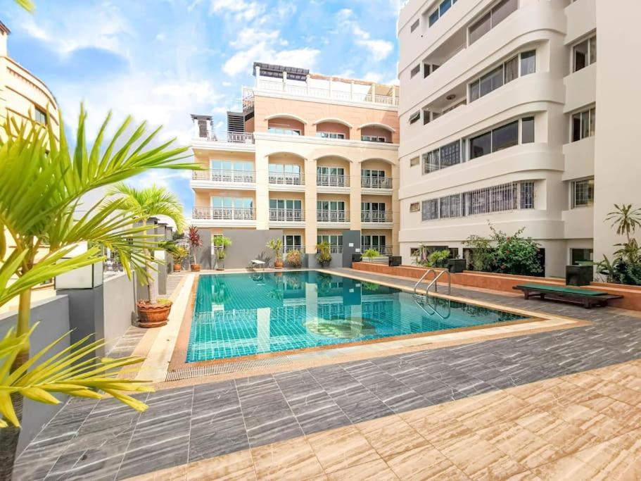 Luxury Beach Studio 9B Apartamento Pattaya Exterior foto